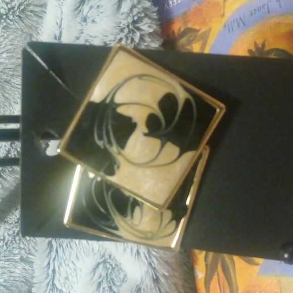 Vintage 80's square costume black white and gold earrings - Picture 3 of 3